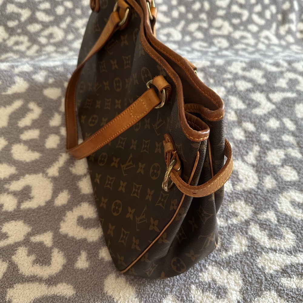 Louis Vuitton Horizontal Batignolles Shoulder Bag- Monogram Canvas - Picture 3 of 11